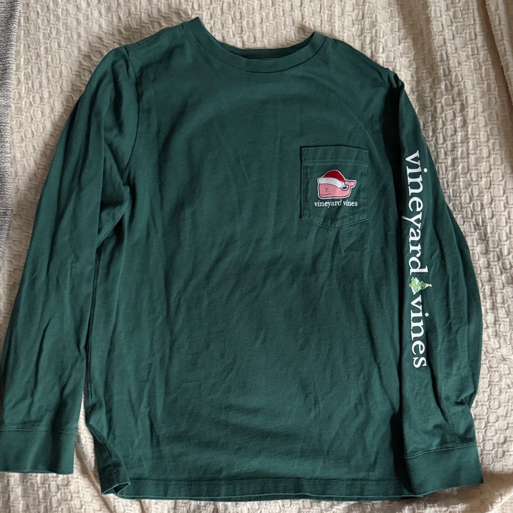Vineyard Vines Green Christmas long sleeve Tee 8-10
